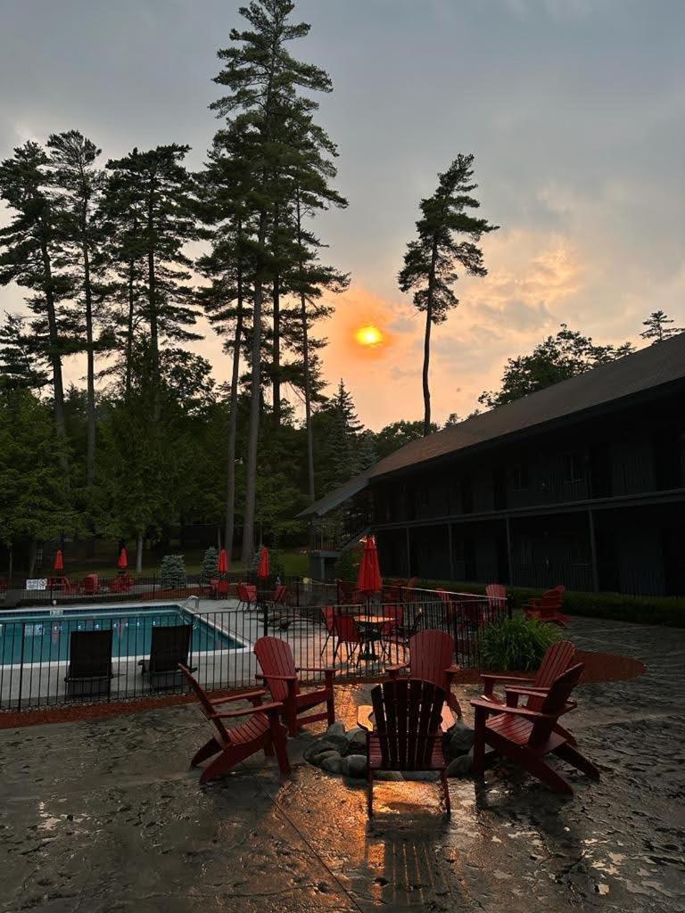 The Stone Gate Resort Lake George Exterior foto